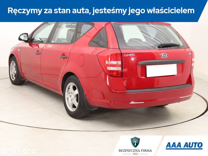 Kia Ceed - 6