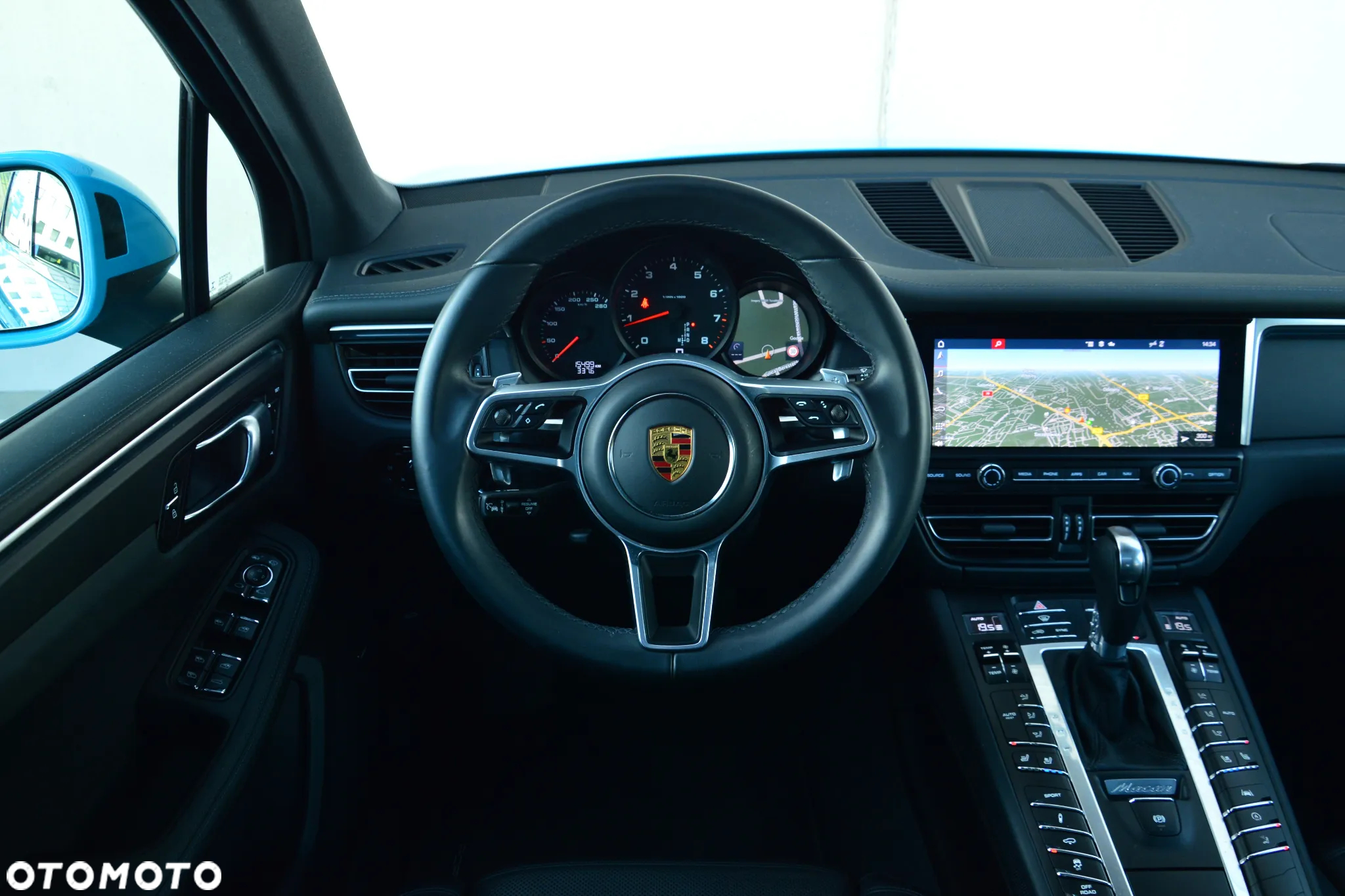 Porsche Macan Standard - 24