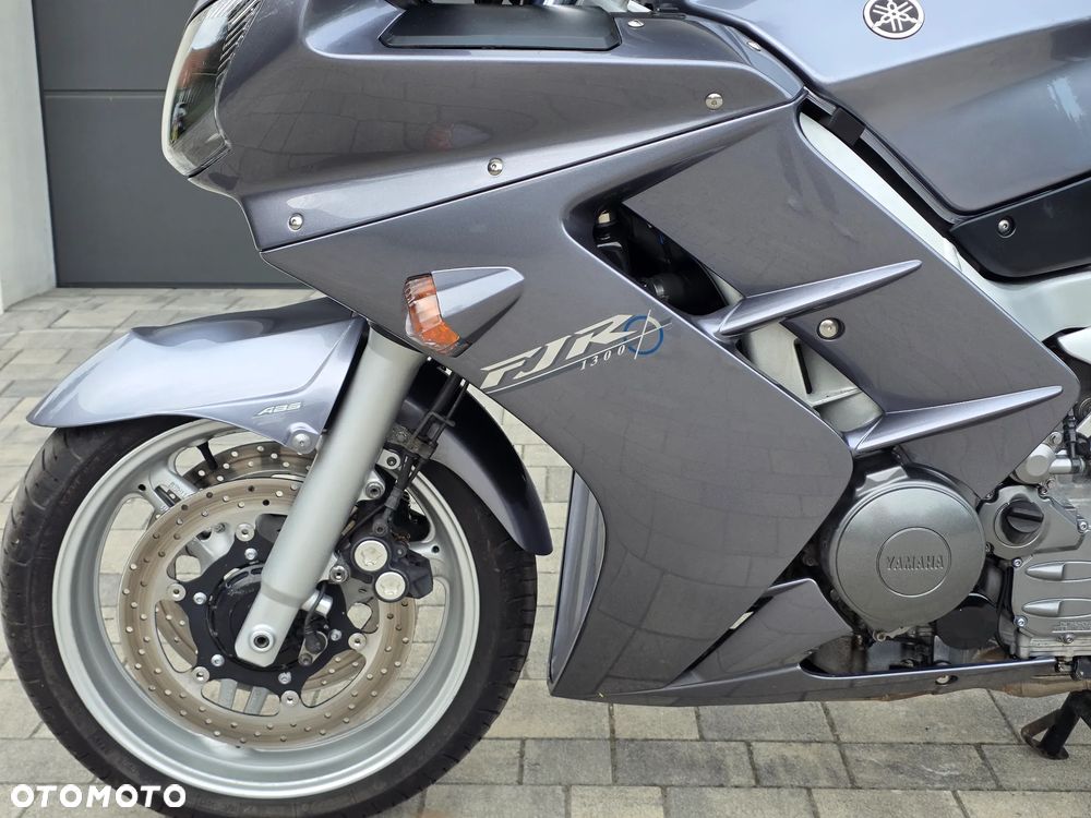 Yamaha FJR - 19