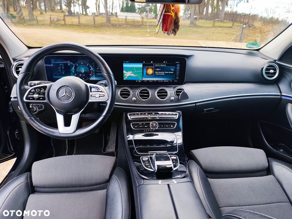 Mercedes-Benz Klasa E 220 d 9G-TRONIC - 5