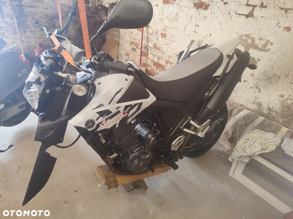 Yamaha XT - 6
