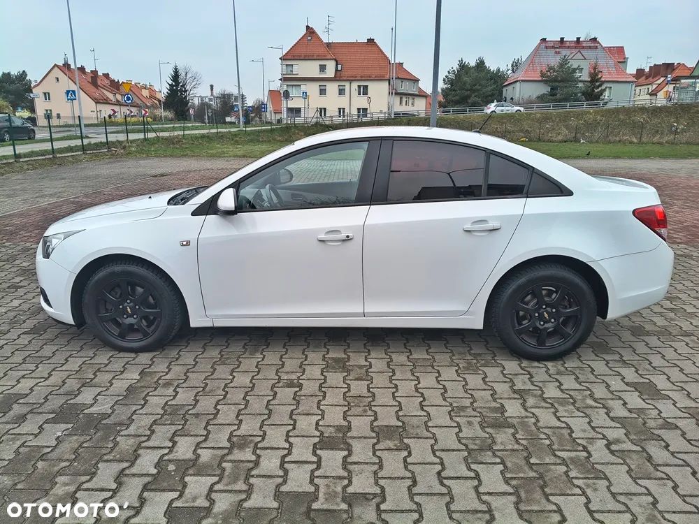 Chevrolet Cruze 2.0 LS - 5