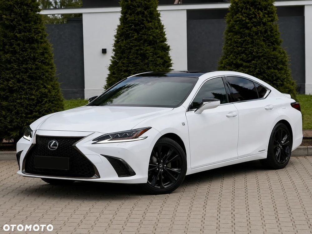 Lexus ES 300h F Sport - 5