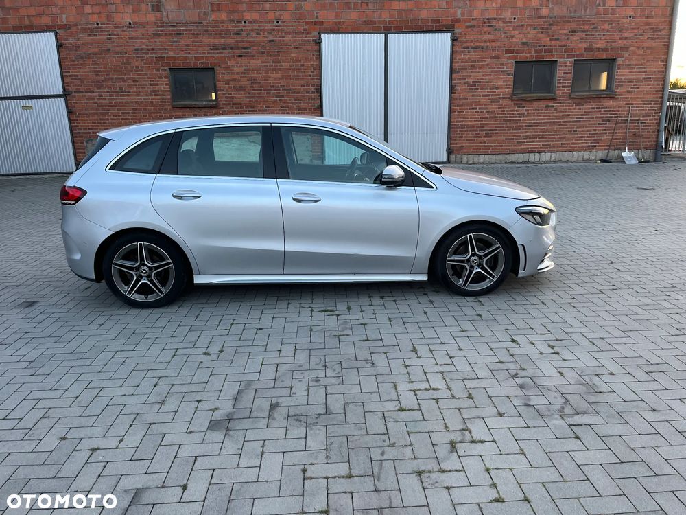 Mercedes-Benz Klasa B 200 d 8G-DCT AMG Line - 2