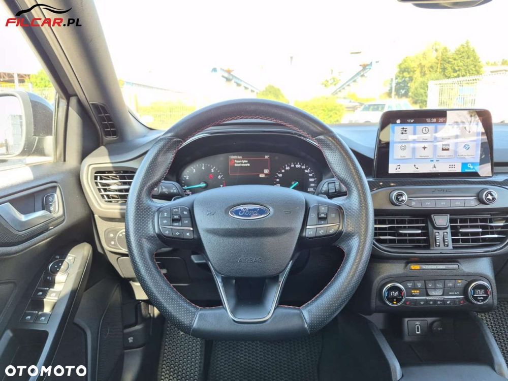 Ford Focus - 11