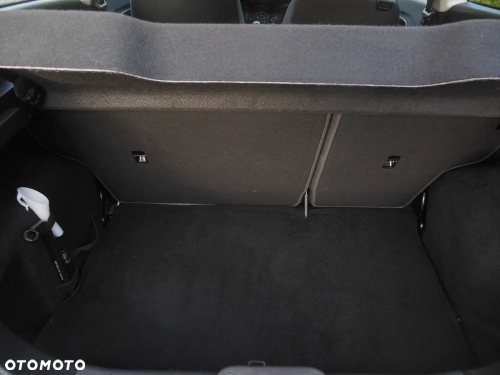 Ford Fiesta 1.25 Trend EU5 - 24