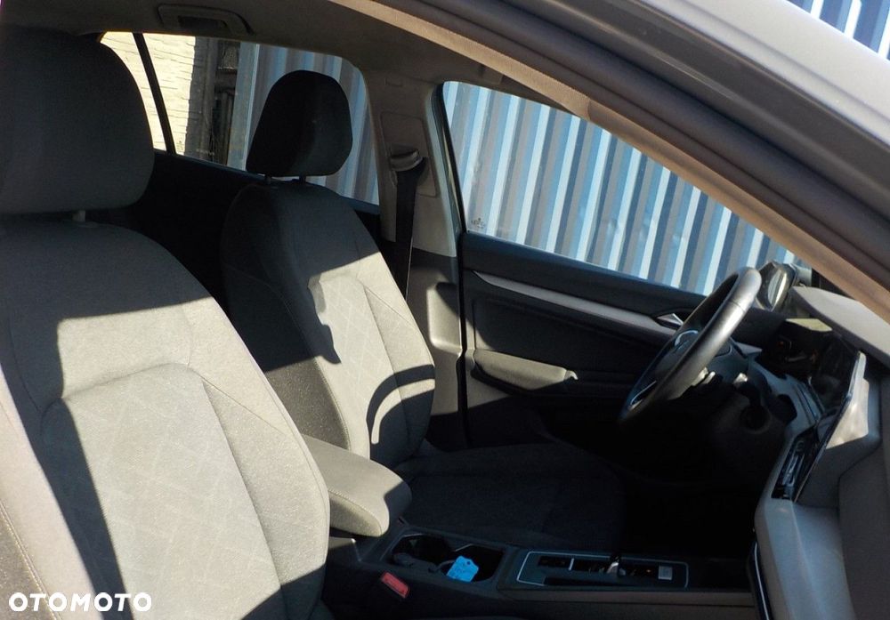 Volkswagen Golf - 20