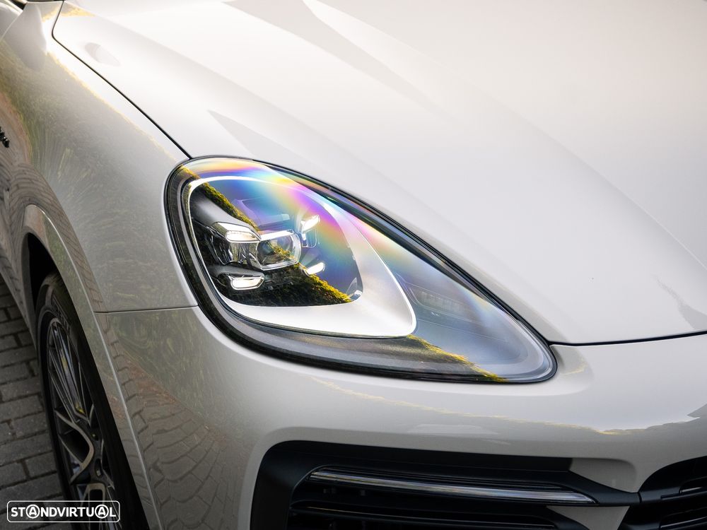 Porsche Cayenne E-Hybrid - 11