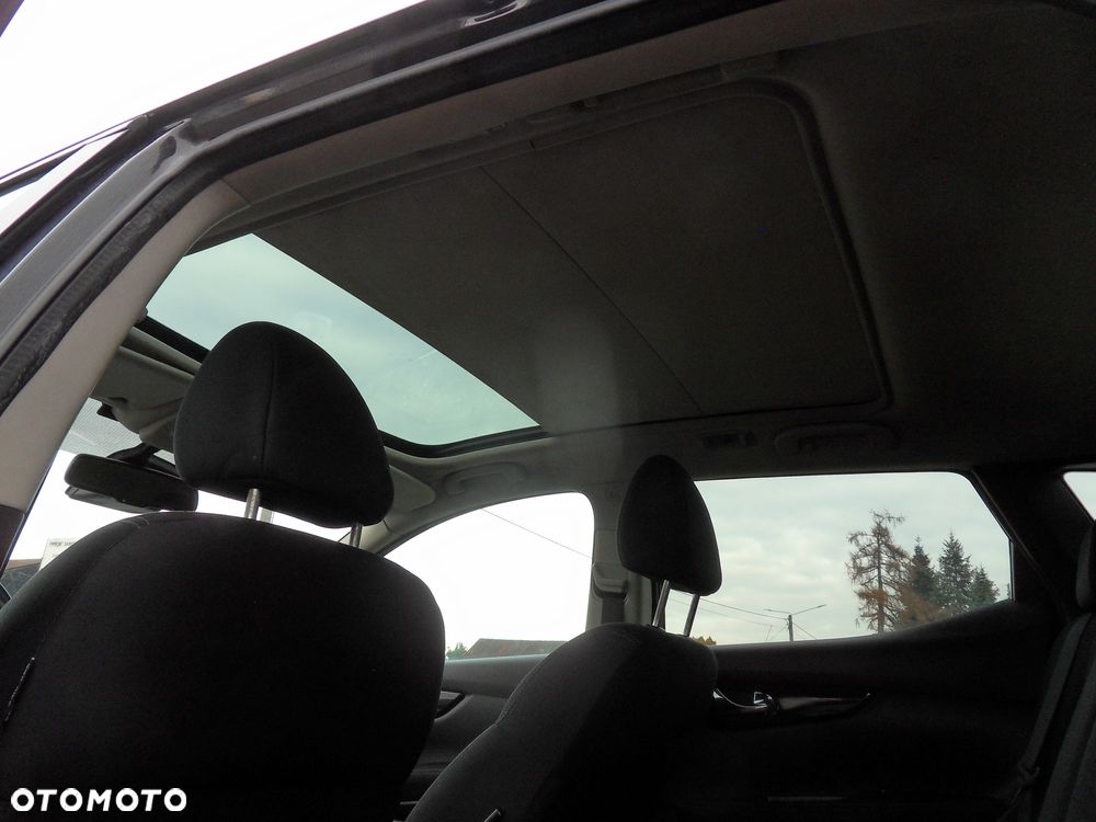 Nissan Qashqai 1.5 dCi Tekna - 12