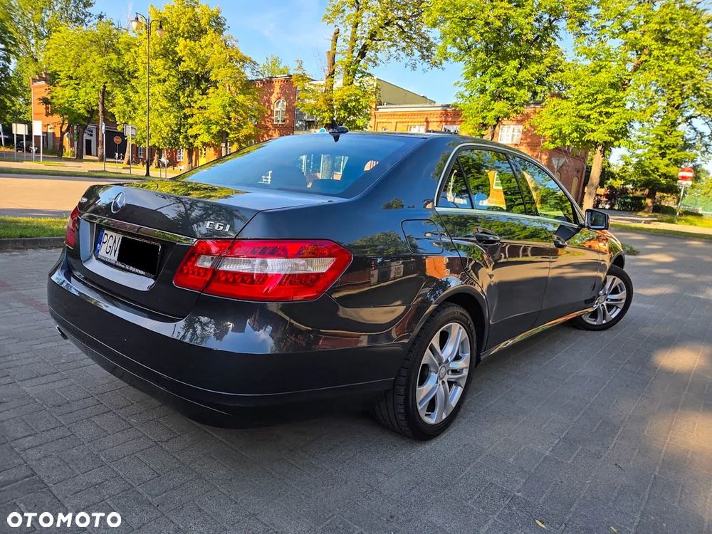 Mercedes-Benz Klasa E 200 CGI BlueEFFICIENCY - 5