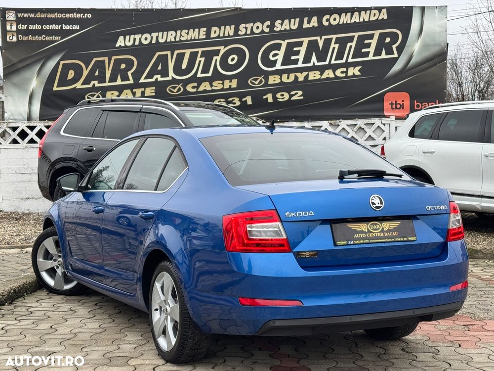 Skoda Octavia 1.6 TDI DPF DSG Sport Edition - 4