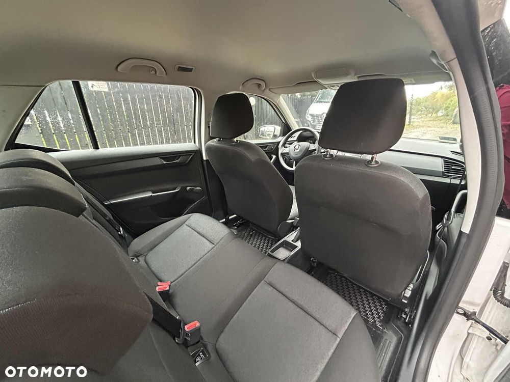 Skoda Fabia - 24