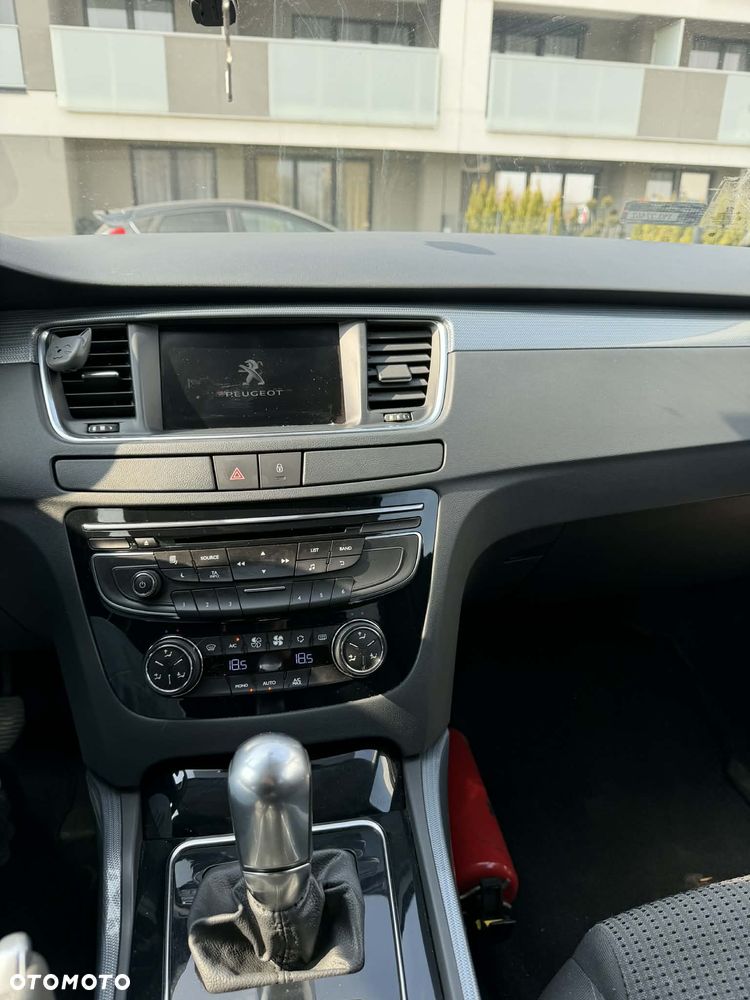 Peugeot 508 1.6 e-HDi Active S&S - 11