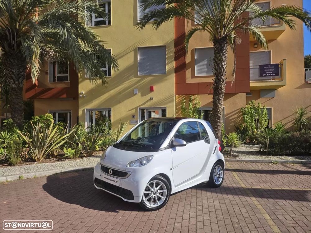 Smart ForTwo Coupé 1.0 mhd Passion 71 Softouch - 1
