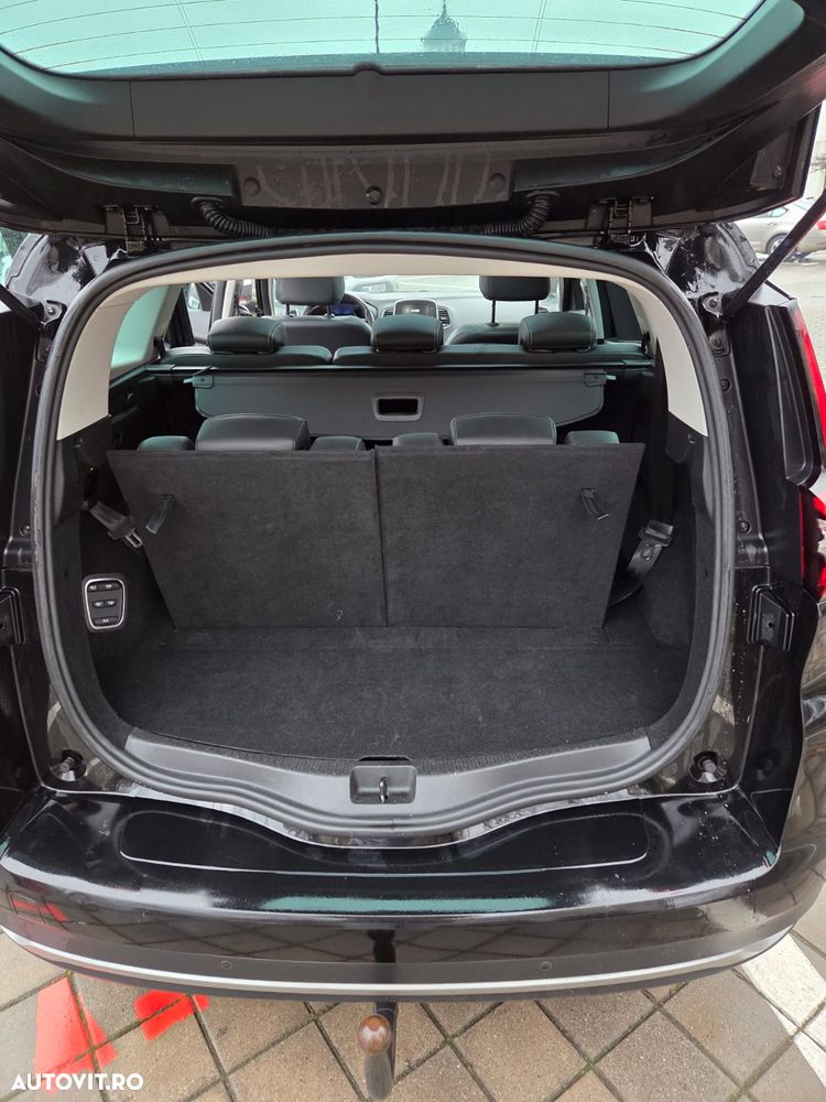 Renault Grand Scenic TCe 140 GPF EDC TECHNO - 14