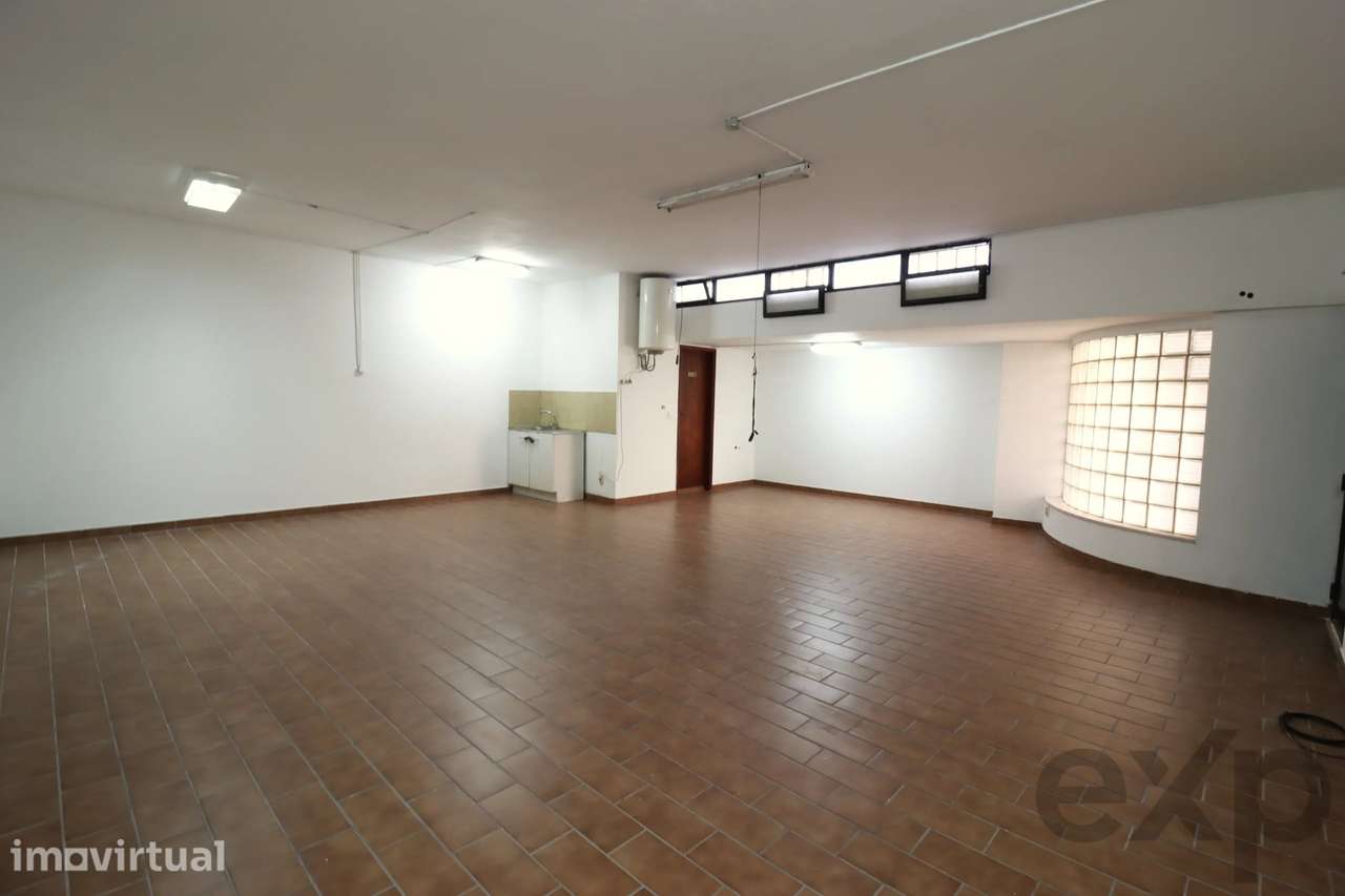 Espaço Comercial de 52m² à Venda em Tavira - Grande imagem: 4/6