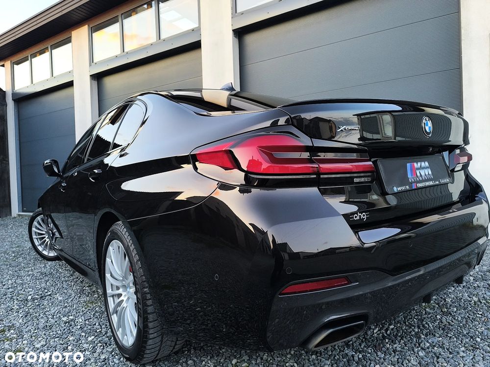 BMW Seria 5 530d xDrive M Sport Edition - 11