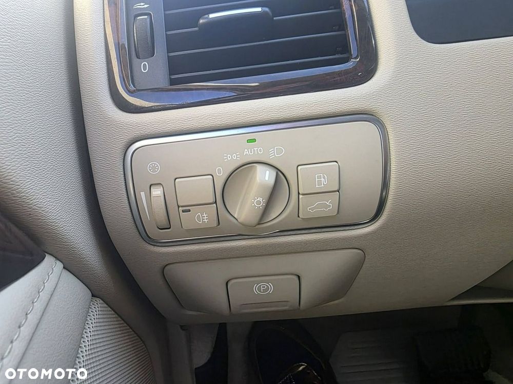 Volvo XC 70 T5 Drive-E Dynamic Momentum - 11