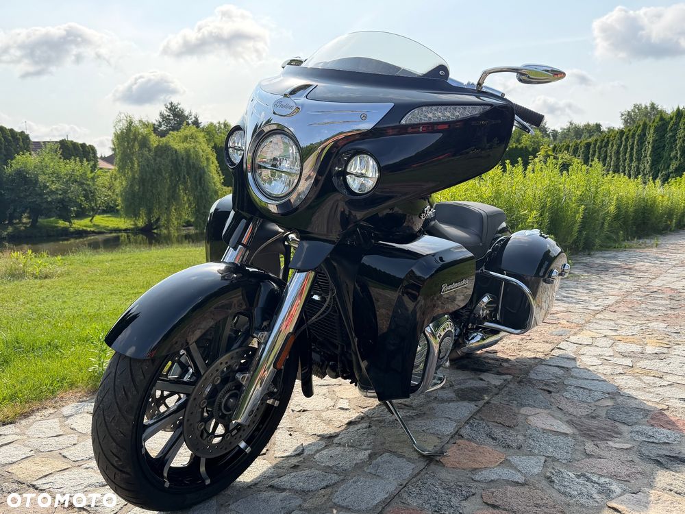 Indian Roadmaster - 9