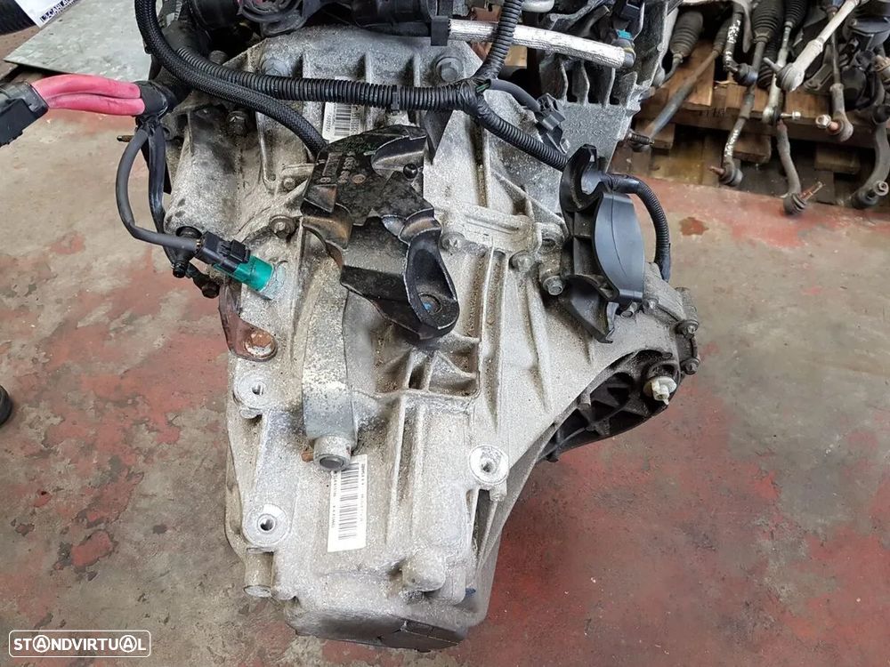 Caixa de 6 velocidades manual TL4610186 NISSAN QASHQAI J10 1.5 DCI 106CV TL4 +2 MEGANE SCENIC - 1