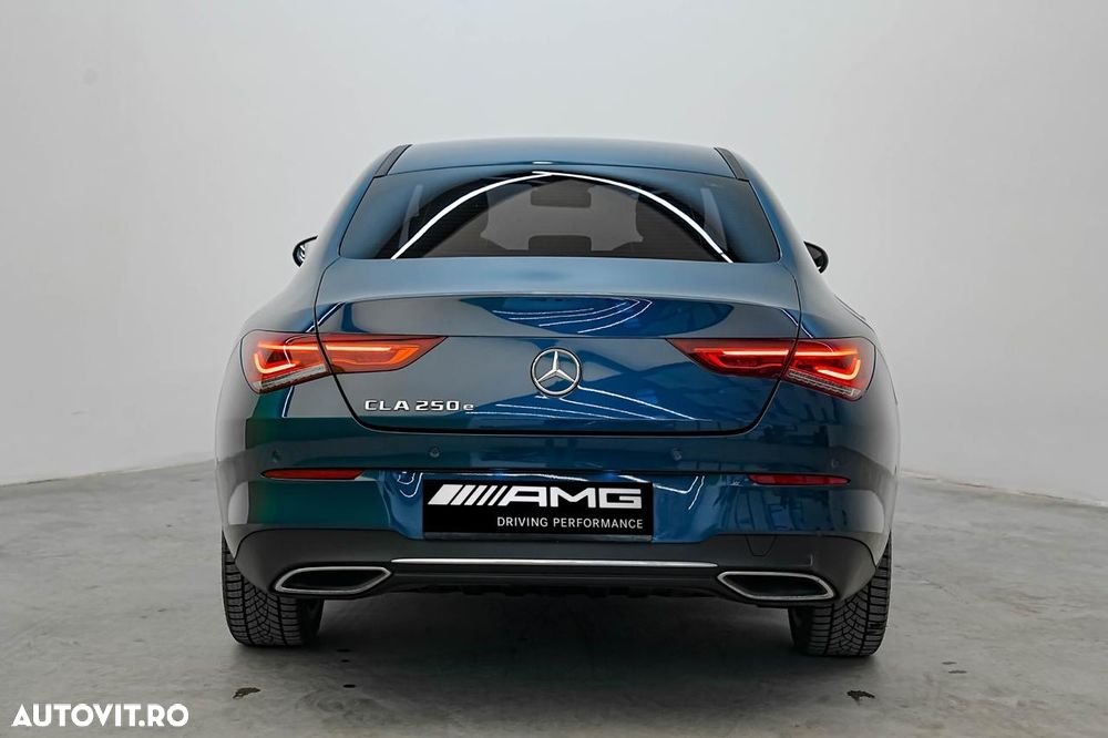 Mercedes-Benz CLA - 8