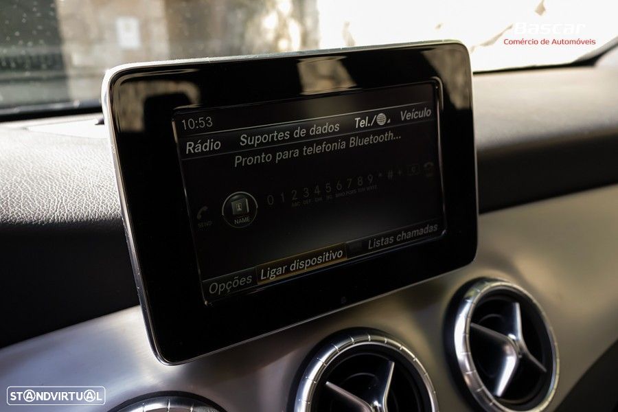 Mercedes-Benz CLA 200 d AMG Line - 35