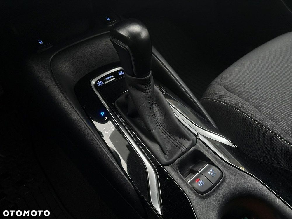 Toyota Corolla 2.0 Hybrid Comfort - 22