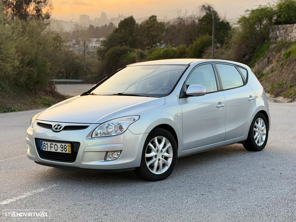 Hyundai i30 CW 1.4 CVVT Blue Comfort - 1