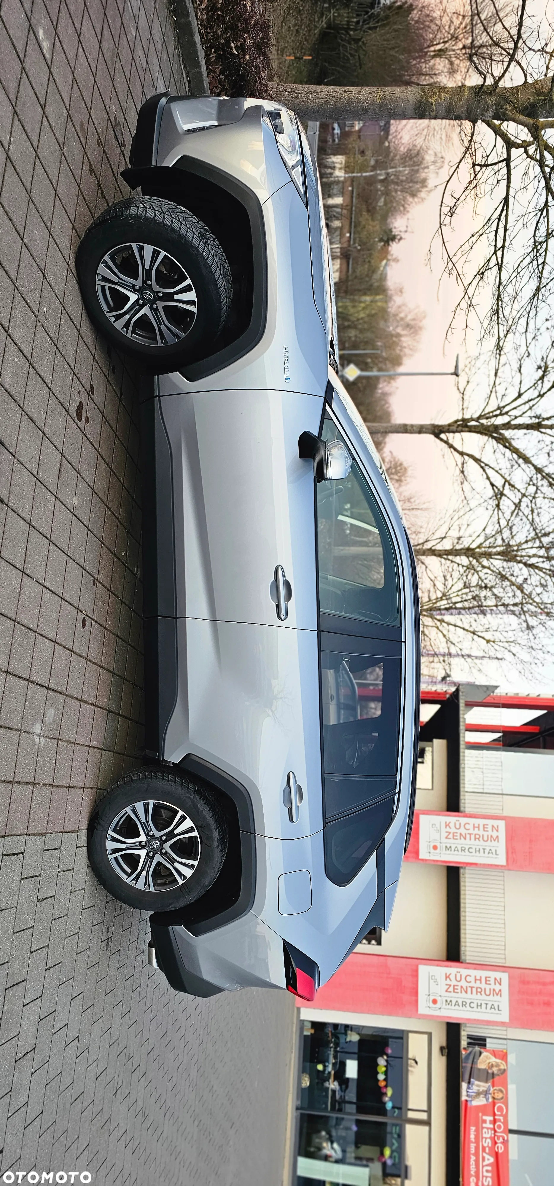 Toyota RAV4 - 12