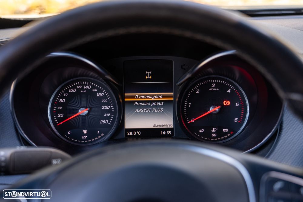 Mercedes-Benz X 250 d Power 4-Matic - 37