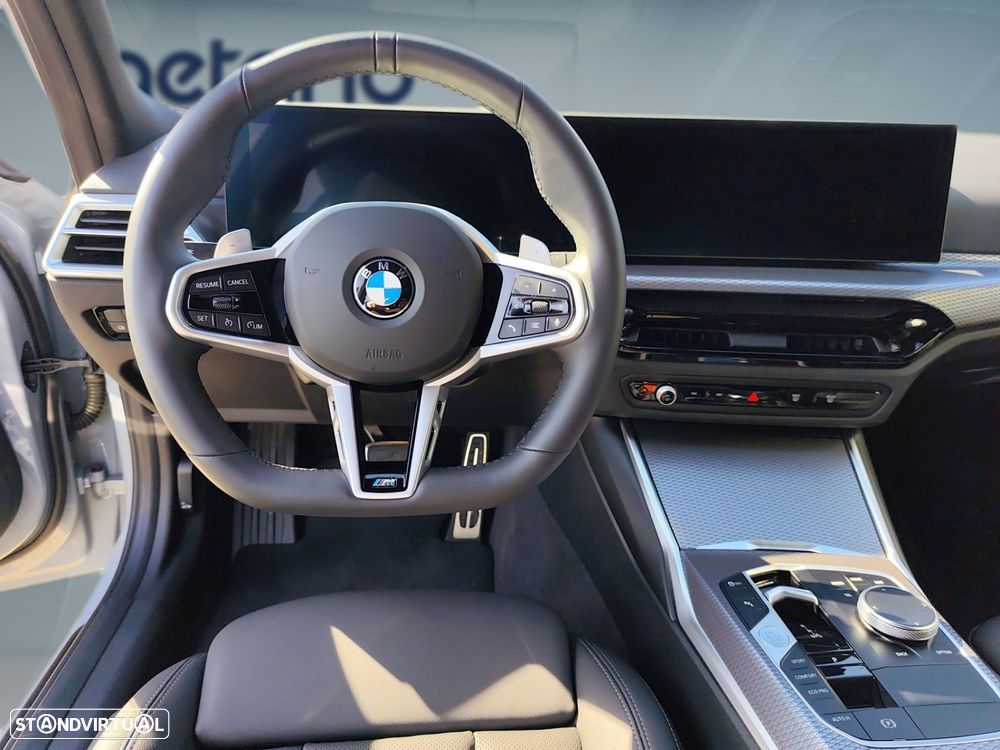 BMW 320 d Pack Desportivo M Pro Auto - 13