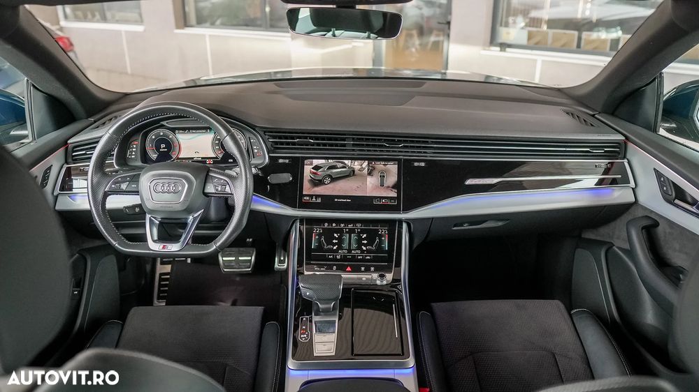 Audi Q8 - 9