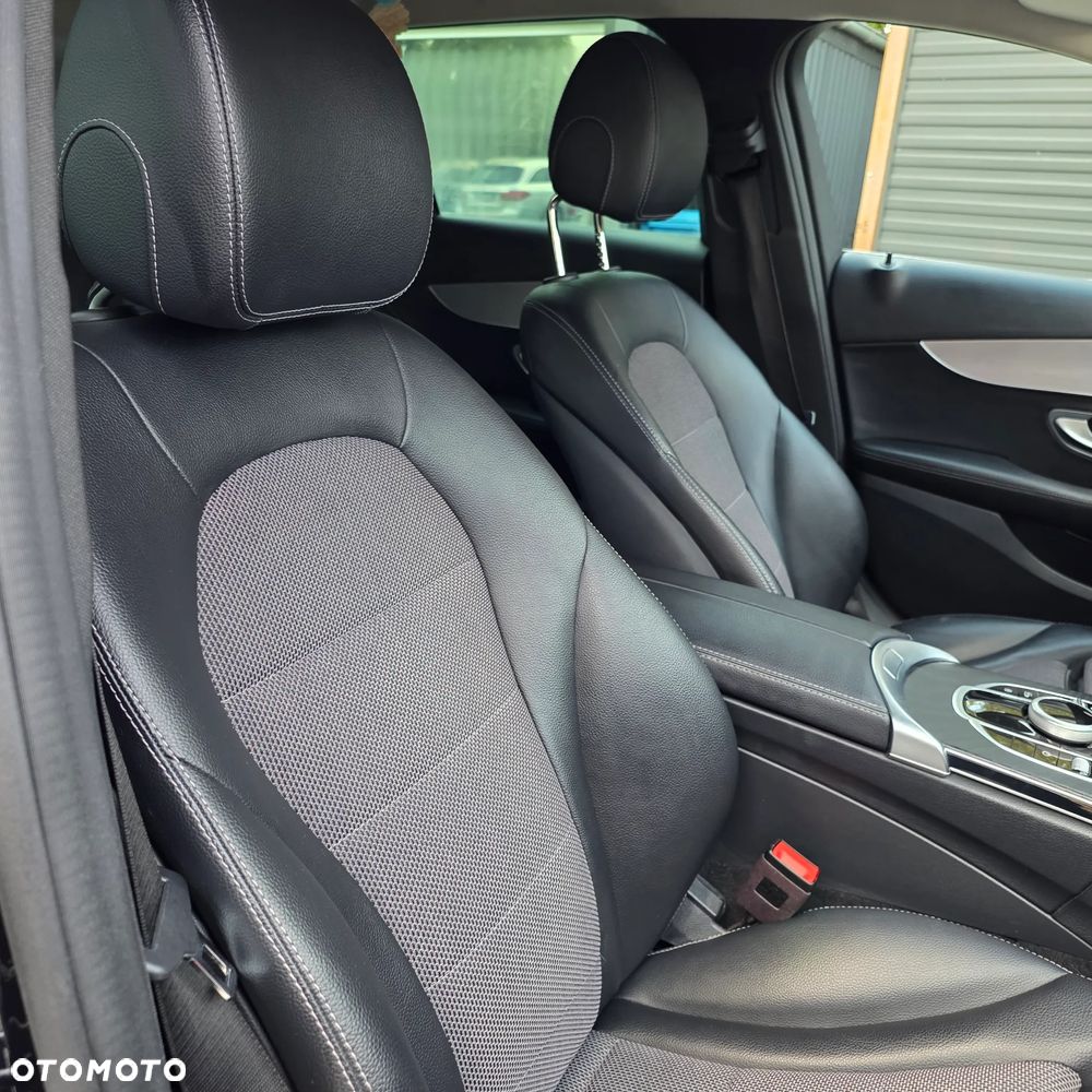 Mercedes-Benz Klasa C 220 d 9G-TRONIC - 27