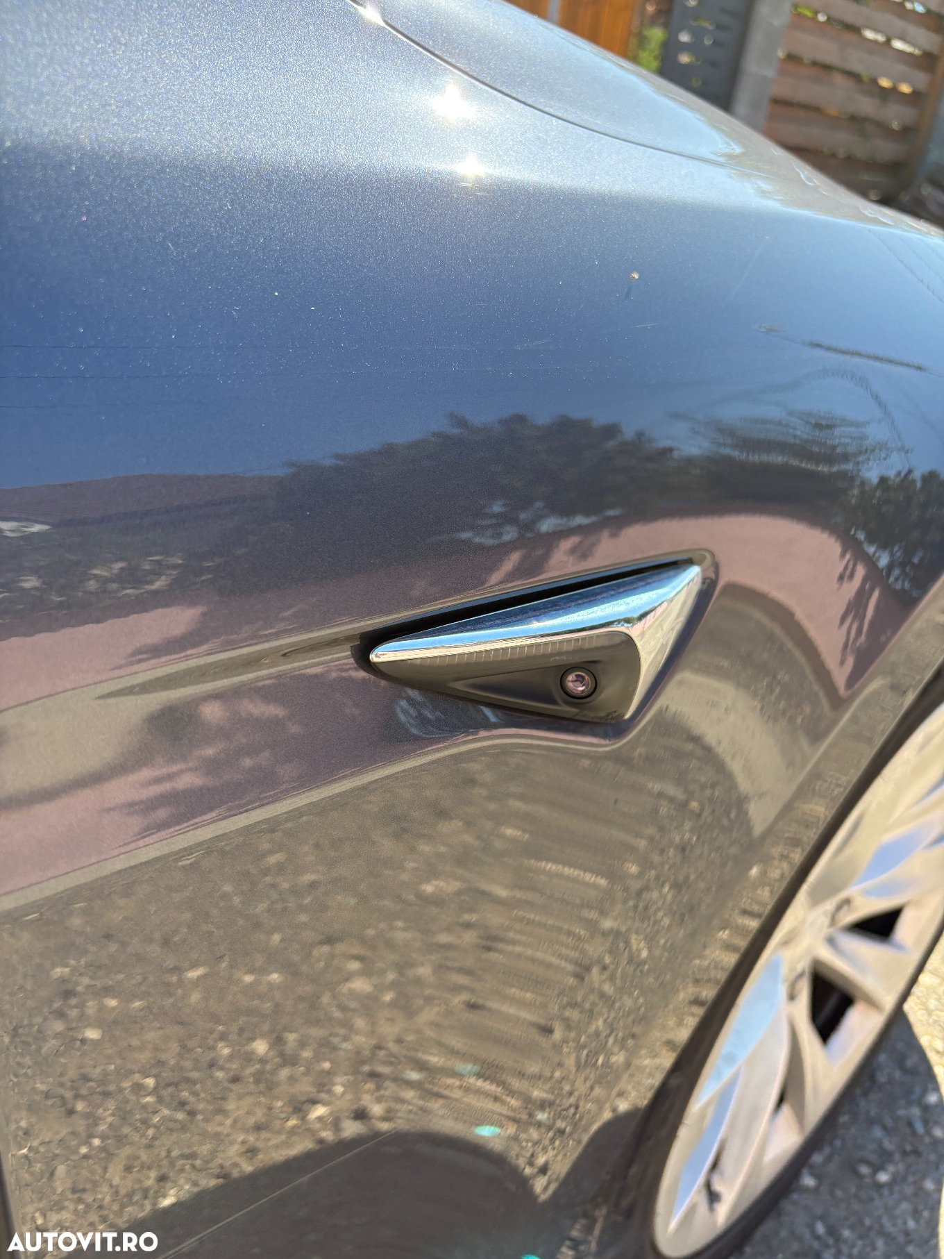 Tesla Model S - 15