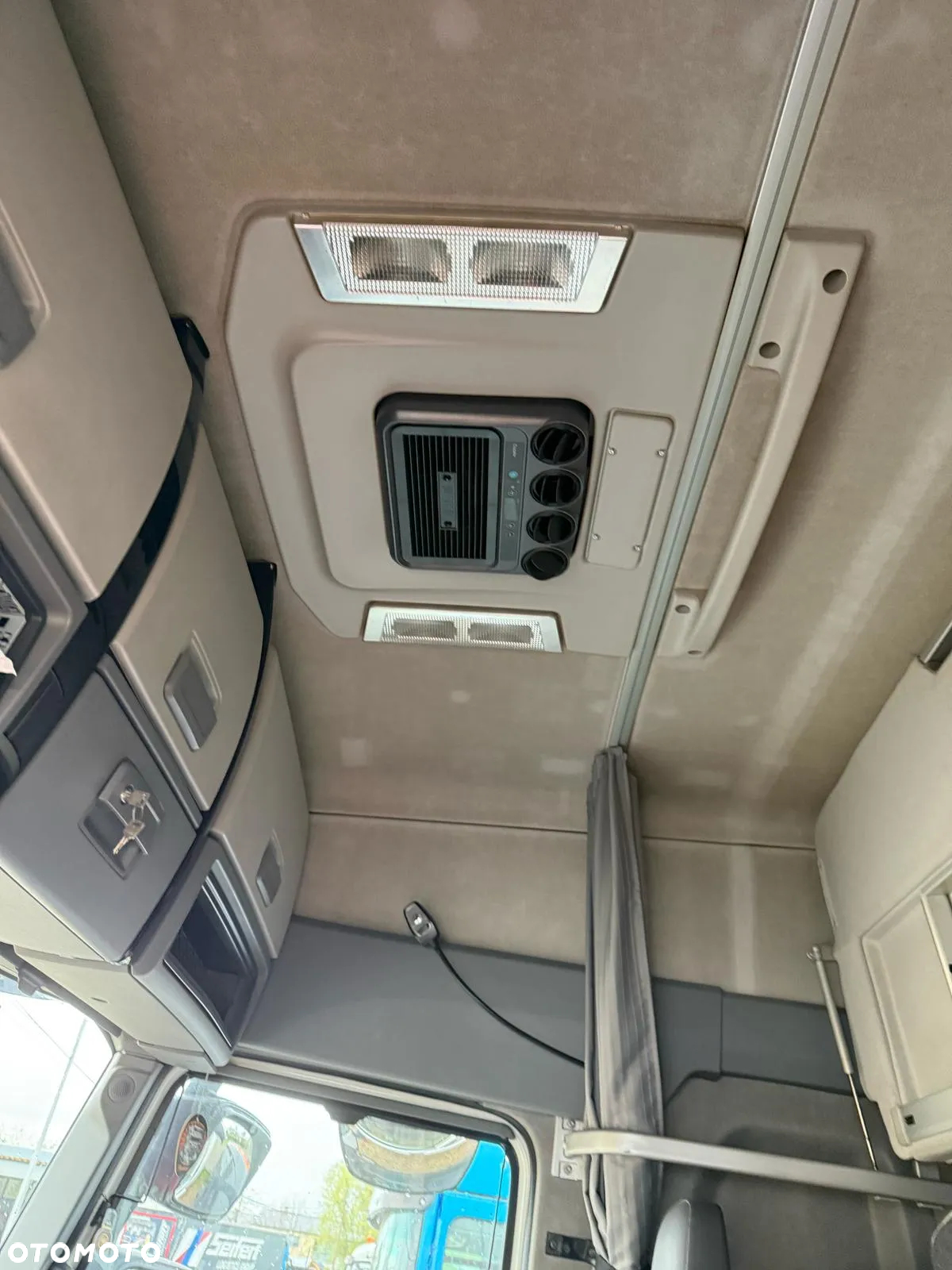 Renault T 440 typ HD001, CKZ42A - 9