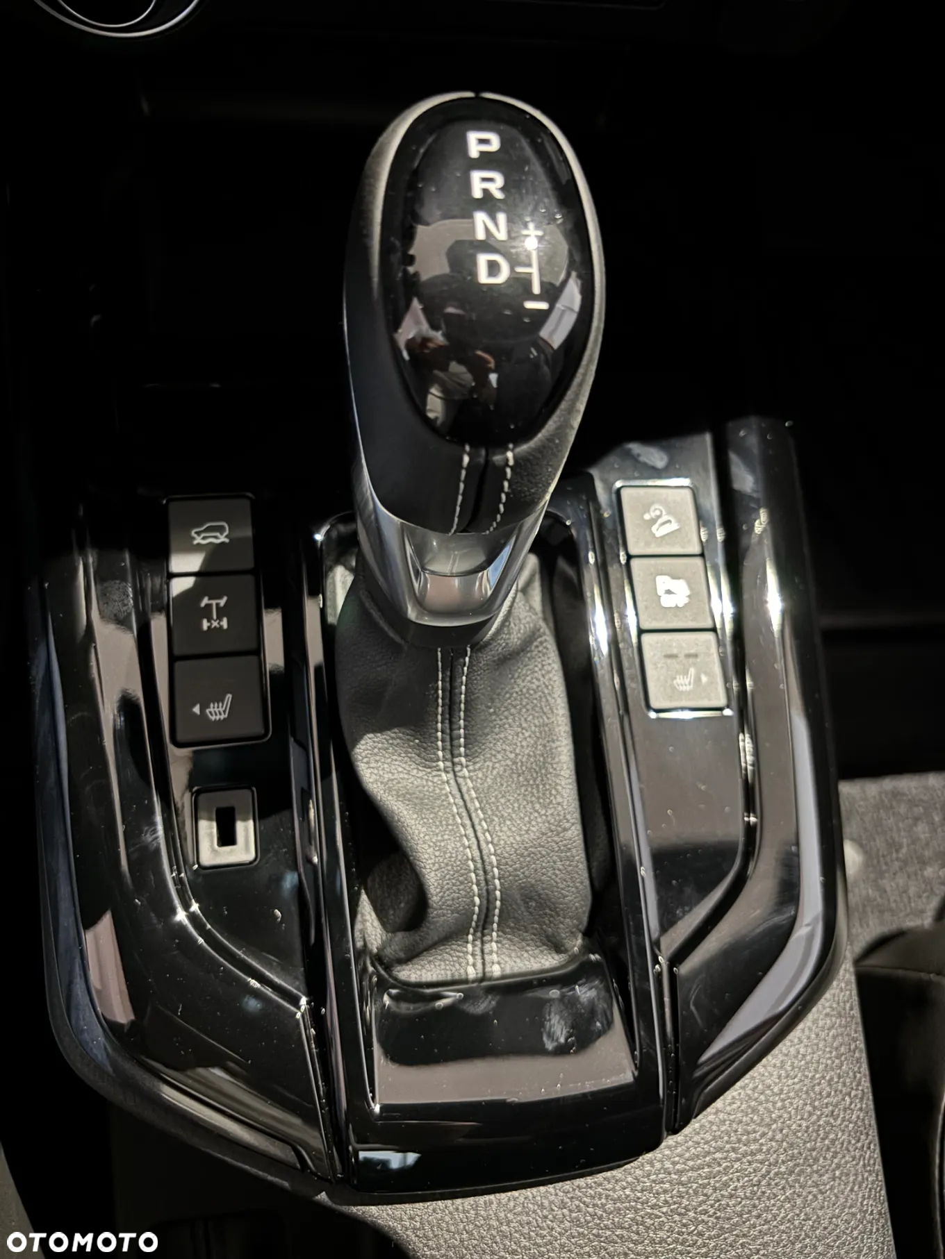 Isuzu D-Max 1.9 DC LSE - 24