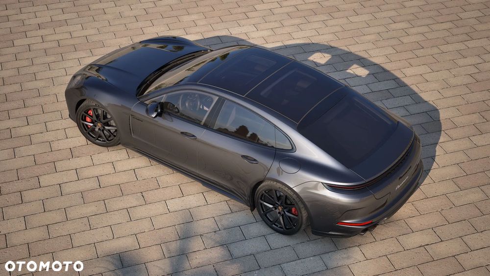 Porsche Panamera - 4
