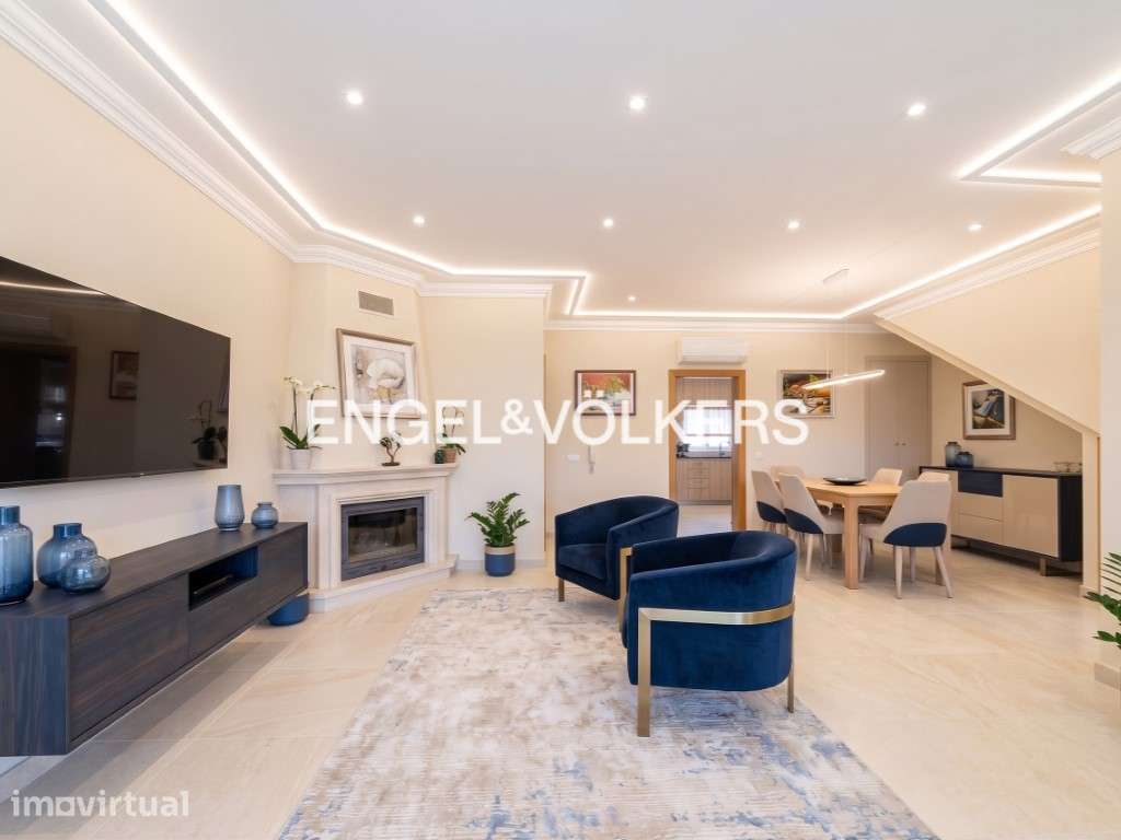 T3 Duplex no Primeiro Andar de Moradia com Garagem Box - Grande imagem: 3/40