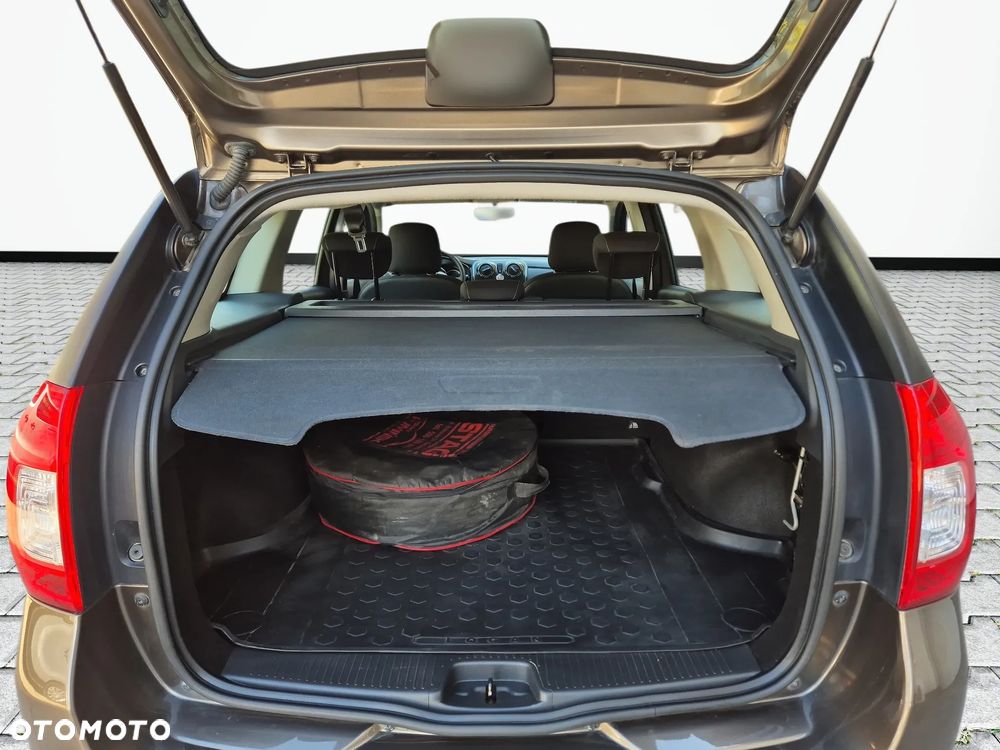 Dacia Logan 0.9 TCe Laureate S&S - 16