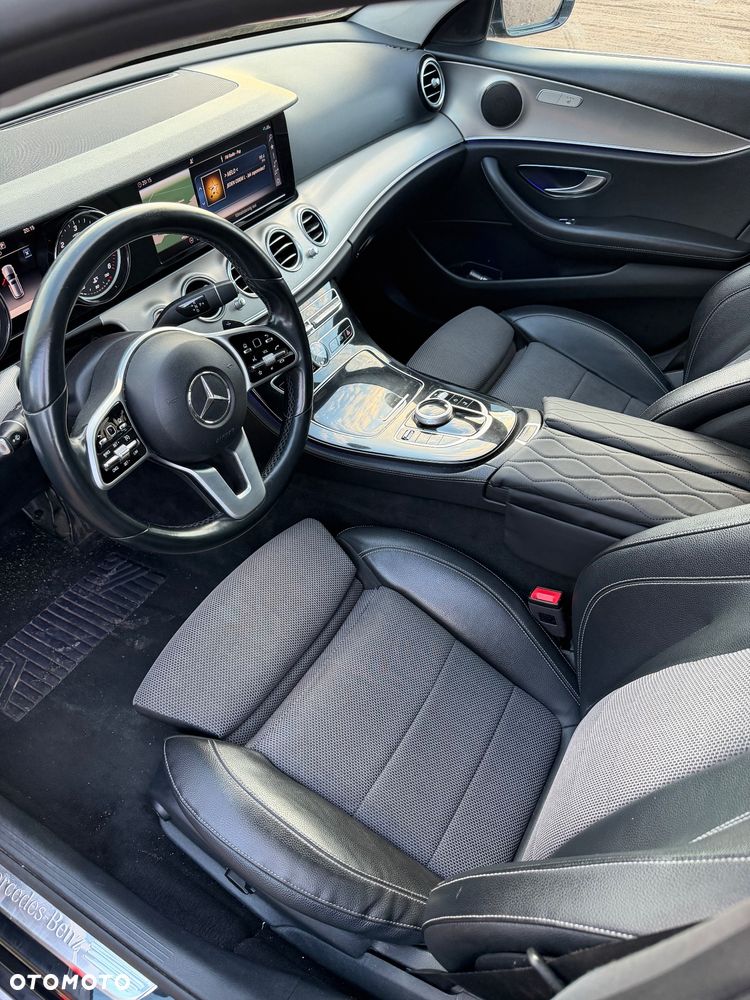 Mercedes-Benz Klasa E 220 d 9G-TRONIC Avantgarde - 29