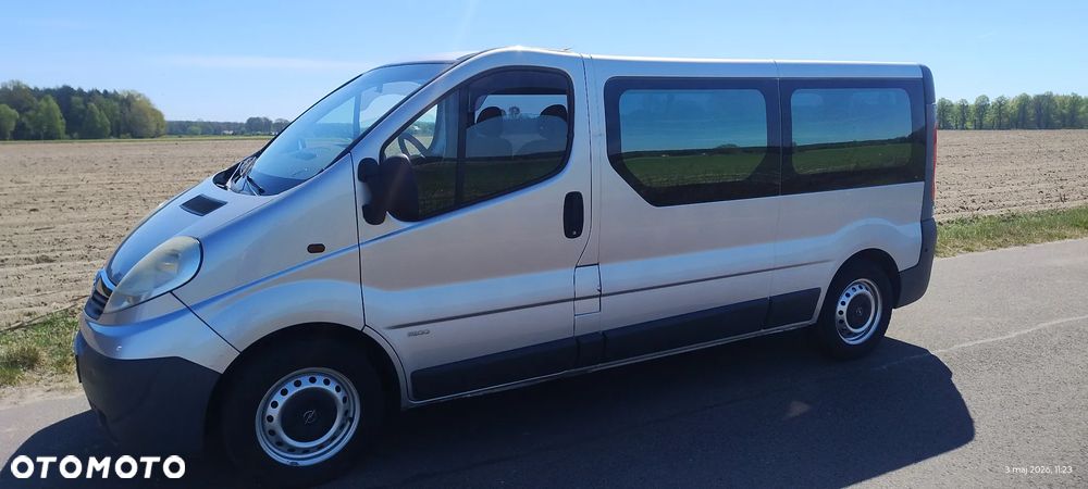 Opel Vivaro - 10