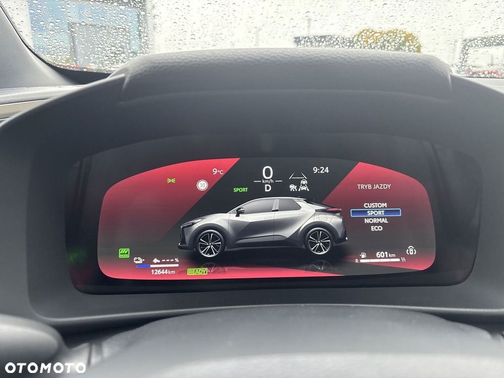 Toyota C-HR 2.0 PHEV Dynamic Force Executive - 27