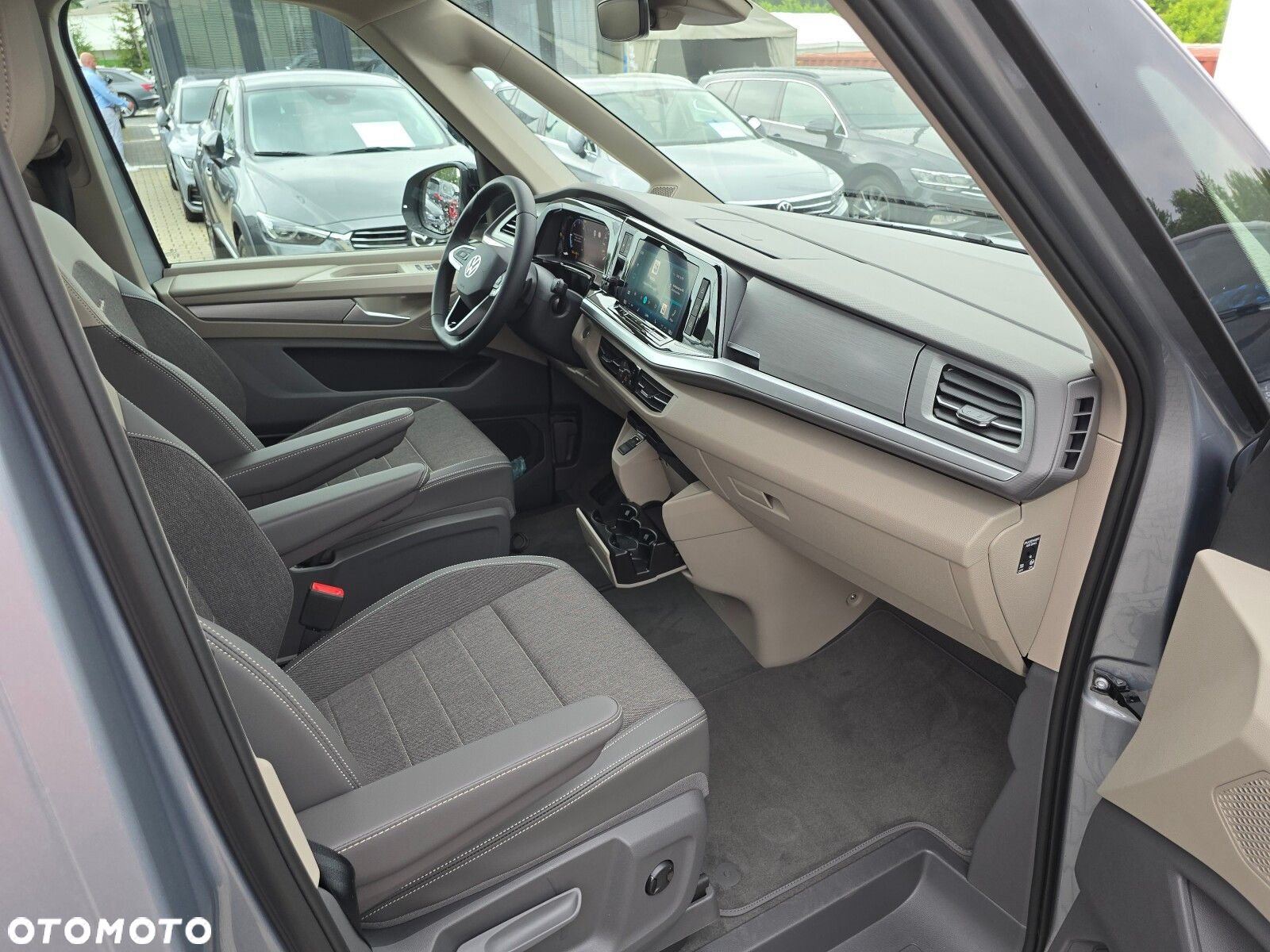 Volkswagen California - 12