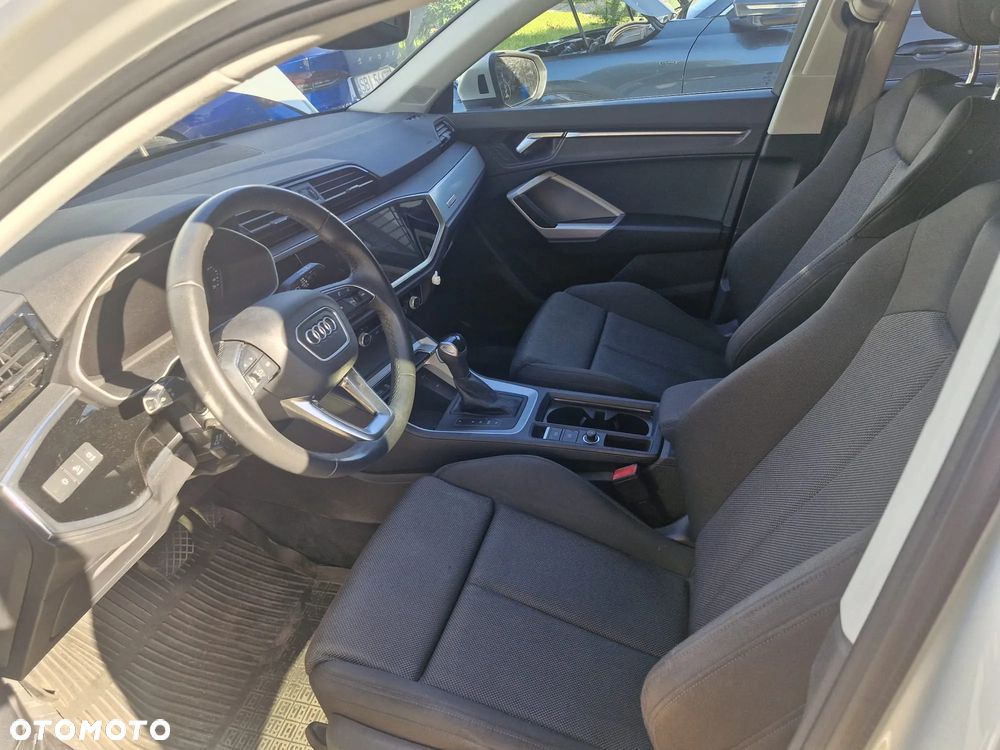 Audi Q3 35 TFSI S tronic - 5