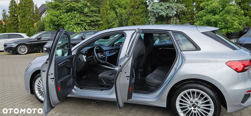 Audi A3 Sportback 35 TFSI S tronic - 22