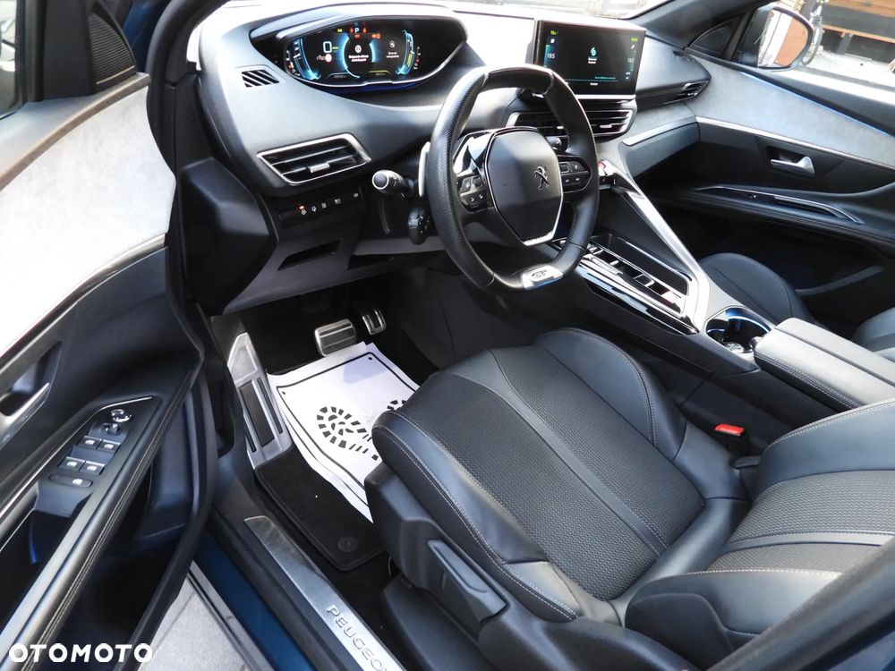 Peugeot 3008 225 e-EAT8 GT - 25