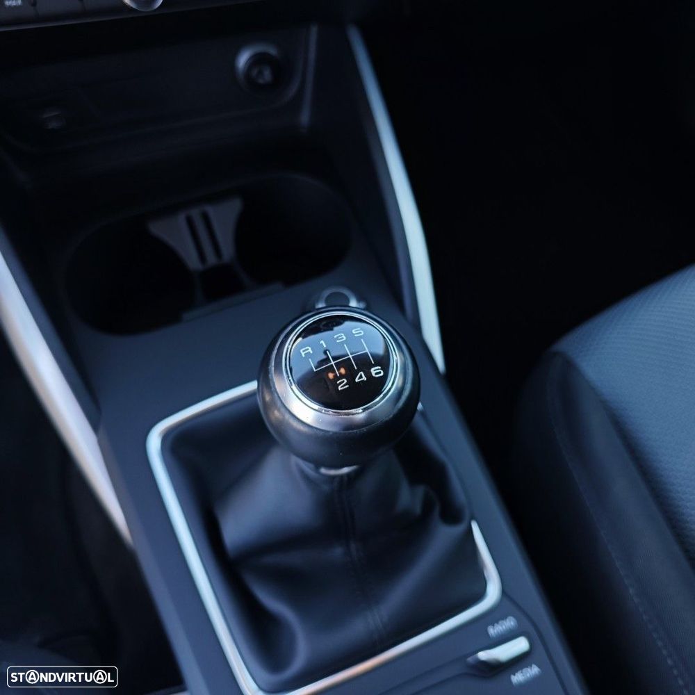 Audi Q2 1.0 TFSI Design - 16