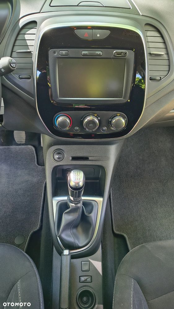 Renault Captur 1.3 Energy TCe Initiale Paris - 30