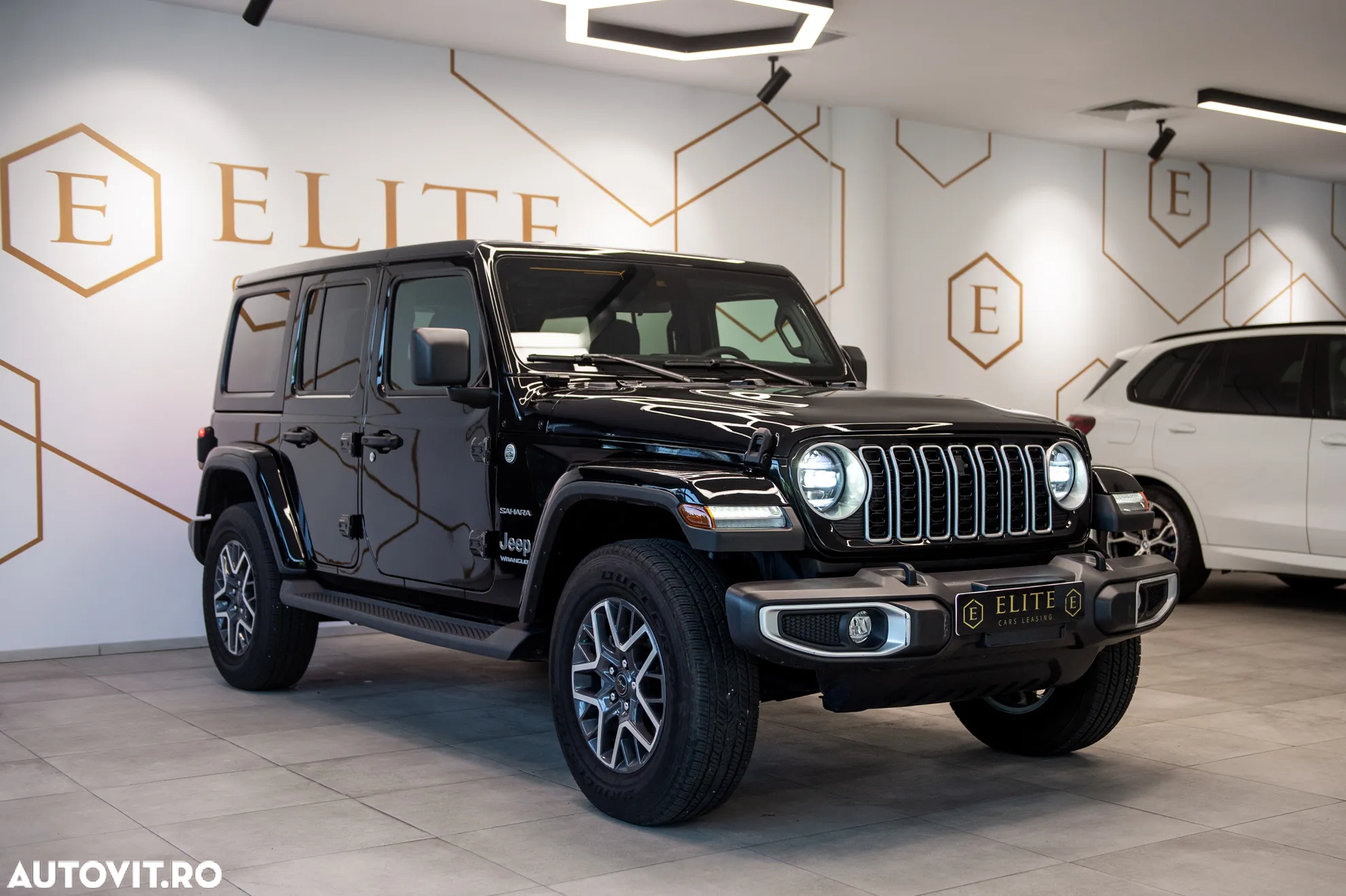 Jeep Wrangler Unlimited 2.0 AT8 4WD Sahara - 3