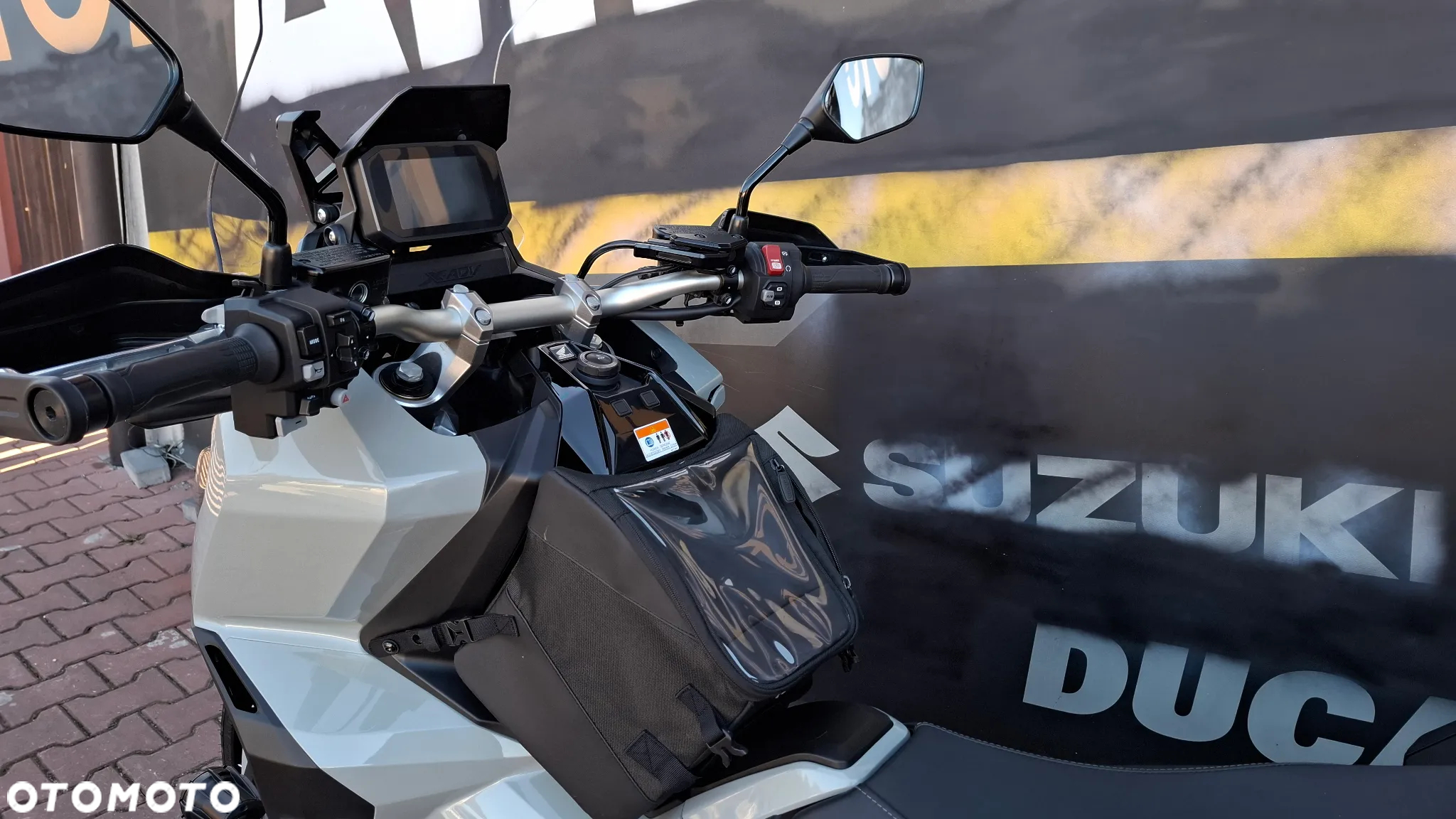 Honda X-ADV - 22